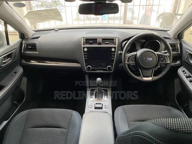 Subaru Legacy 2.5i Limited AWD 2018 White