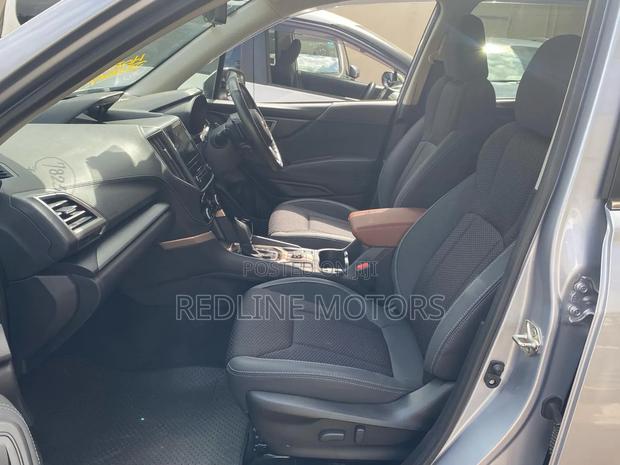 Subaru Forester 2018 Silver