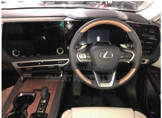 New Lexus RX 350 2023