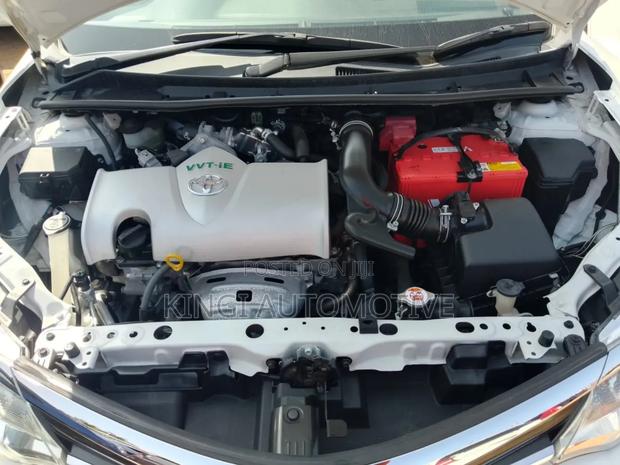 Toyota Axio 1.5 G 2WD 2017 White