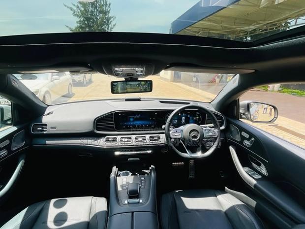Mercedes-Benz GLE-Class GLE 400d 4MATIC 2022 Silver