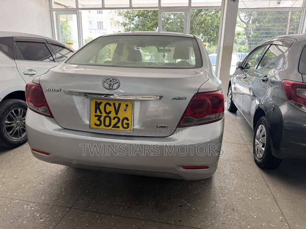Toyota Allion 2010 Silver