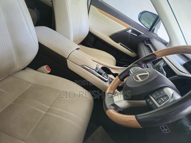 Lexus RX 200 2018 Brown