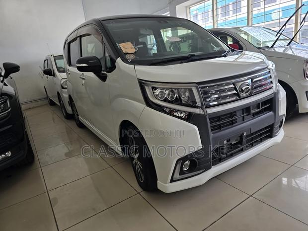 Daihatsu Move 2018 White