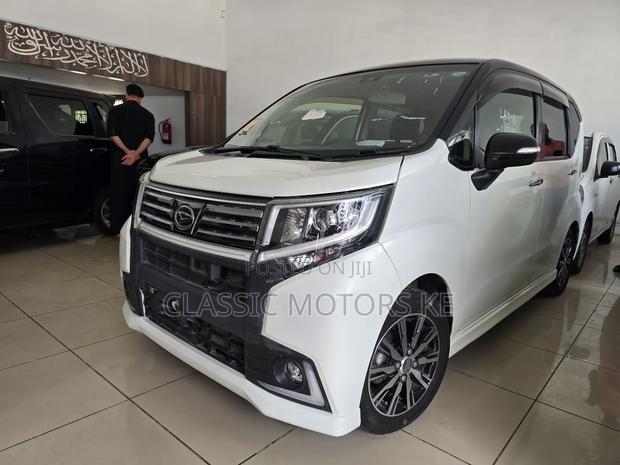 Daihatsu Move 2018 White