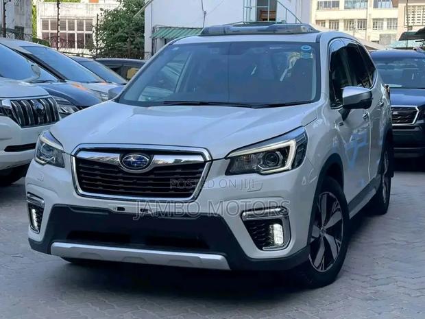 Subaru Forester 2.5i Premium AWD 2018 White