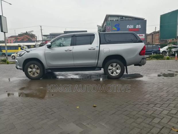 Toyota Hilux Revo Double Cab Deisel 2.4 RWD 2018 Silver