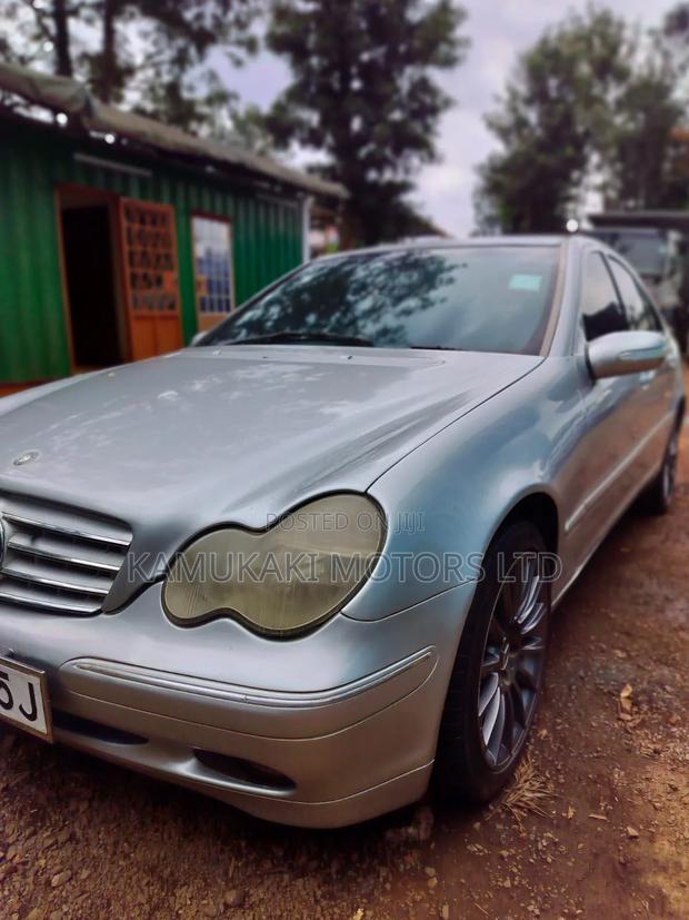 Mercedes-Benz C200 2003 Silver