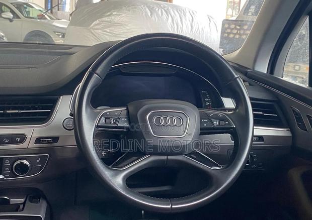 Audi Q7 2018 Gray