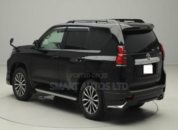 Toyota Land Cruiser Prado 2.8 2018 Matt Black