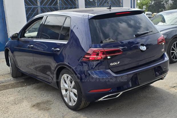 Volkswagen Golf TSI SE FWD 2018 Blue