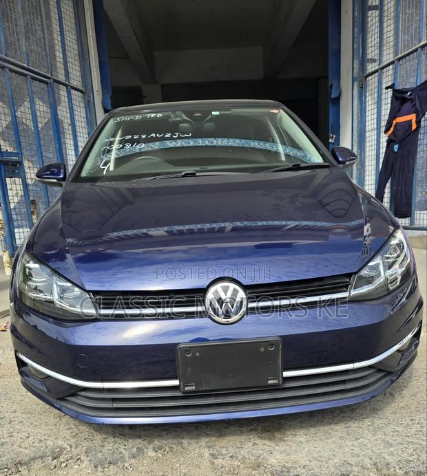 Volkswagen Golf TSI SE FWD 2018 Blue