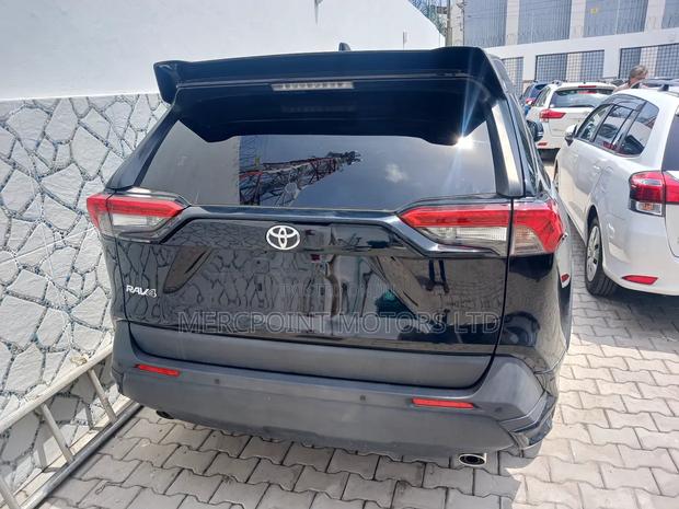 Toyota RAV4 2018 Black