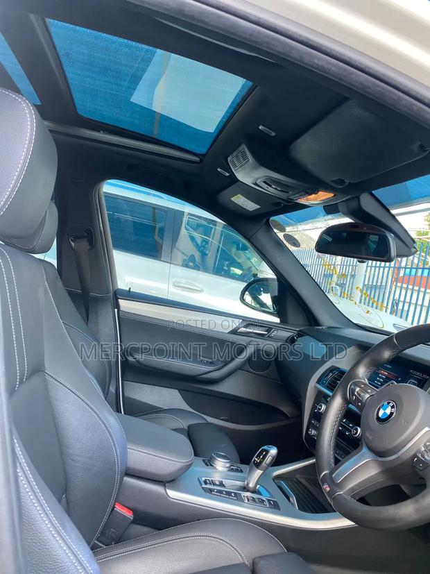 BMW X3 xDrive30i AWD 2018 White