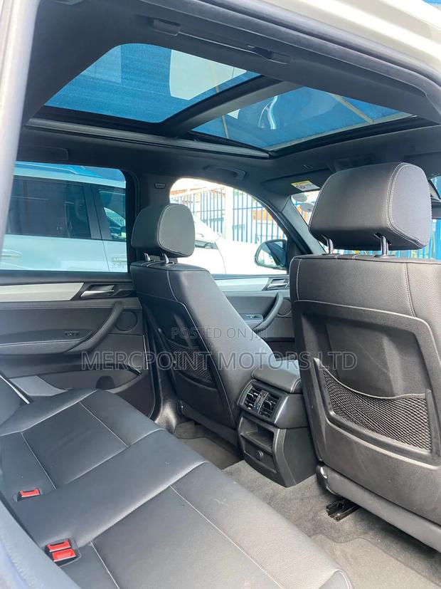 BMW X3 xDrive30i AWD 2018 White