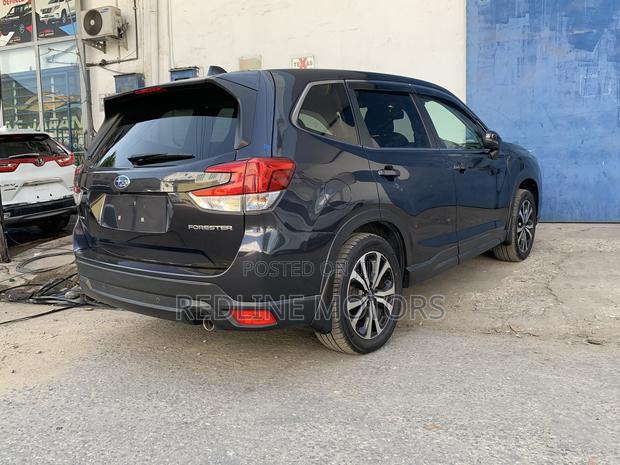 Subaru Forester 2.5i Premium AWD 2018 Gray