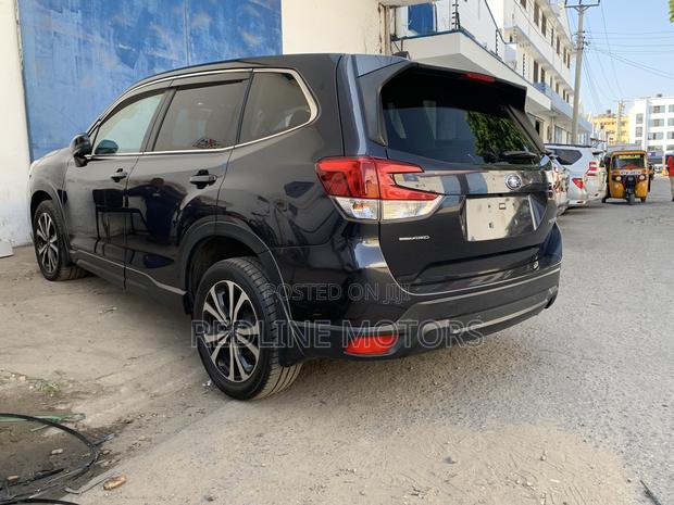 Subaru Forester 2.5i Premium AWD 2018 Gray