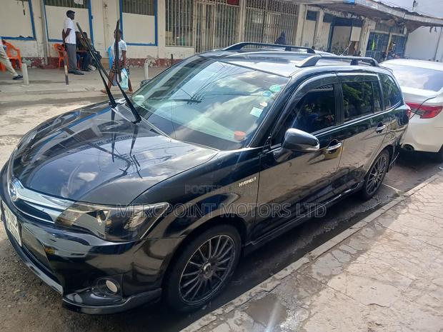 Toyota Corolla Fielder 2015 Black