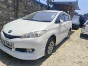 Toyota Wish 2013 White for sale