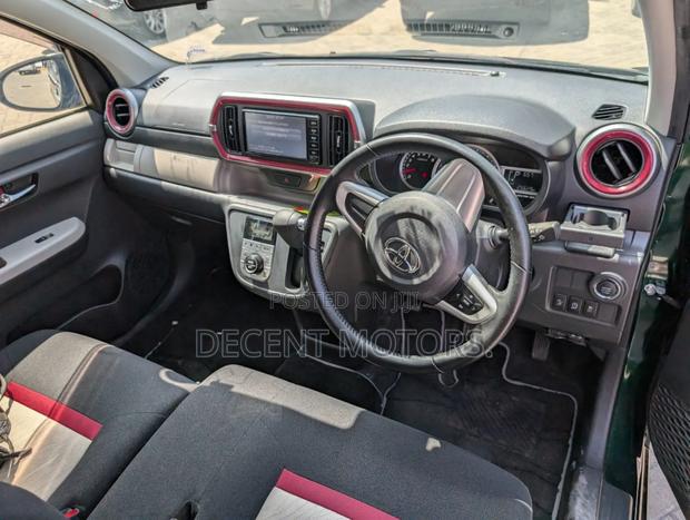 Toyota Passo 1.0 AWD 2018 Green