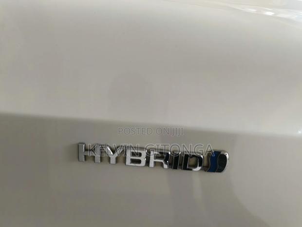 Toyota Crown 2018 White