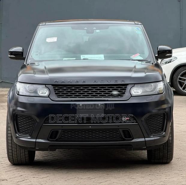 Rover Land 2018 Matt Black