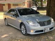 Toyota Crown 2012 Silver for sale