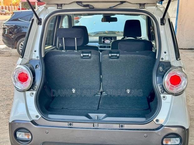 Daihatsu Cast 2017 Silver