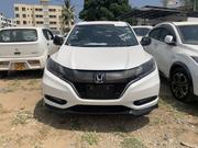 Honda Vezel 1.5 Hybrid 4WD 2018 Pearl for sale