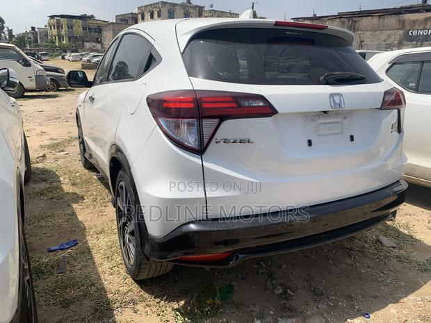 Honda Vezel 1.5 Hybrid 4WD 2018 Pearl