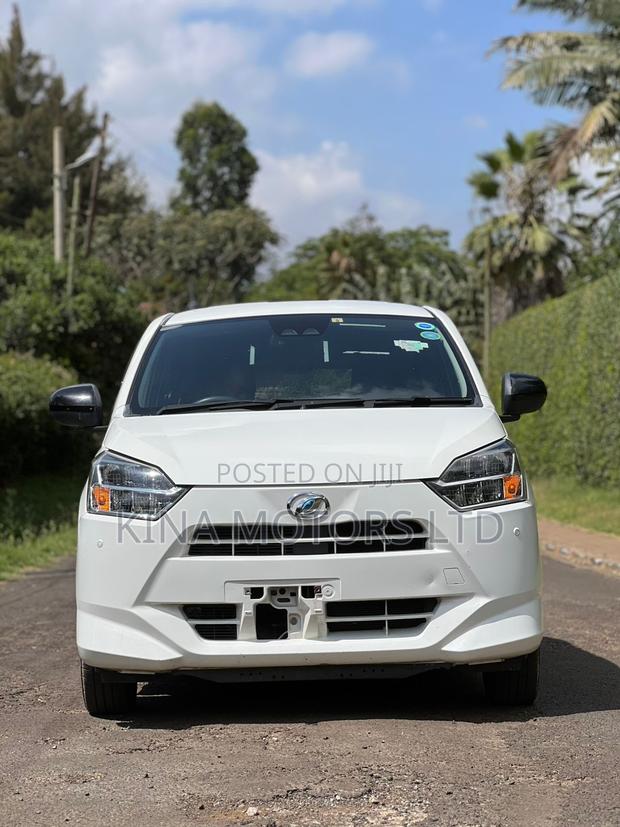 Daihatsu Mira 2018 Off white