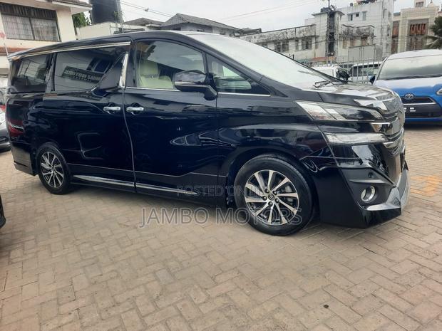 Toyota Vellfire 2018 Black