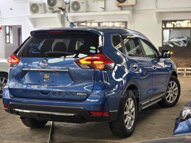 Nissan X-Trail 2.0 Hybrid FWD 2018 Blue