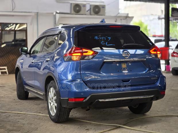 Nissan X-Trail 2.0 Hybrid FWD 2018 Blue