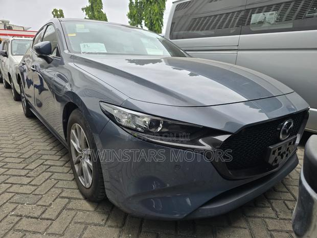 Mazda Axela 2019 Gray