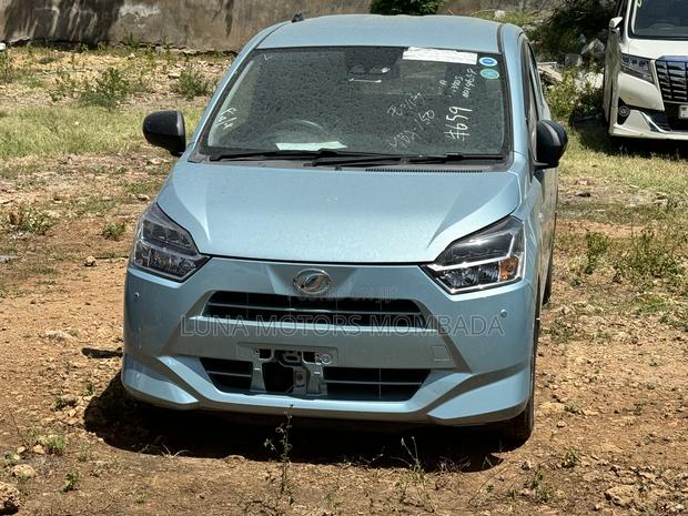 Daihatsu Mira 2018 Blue