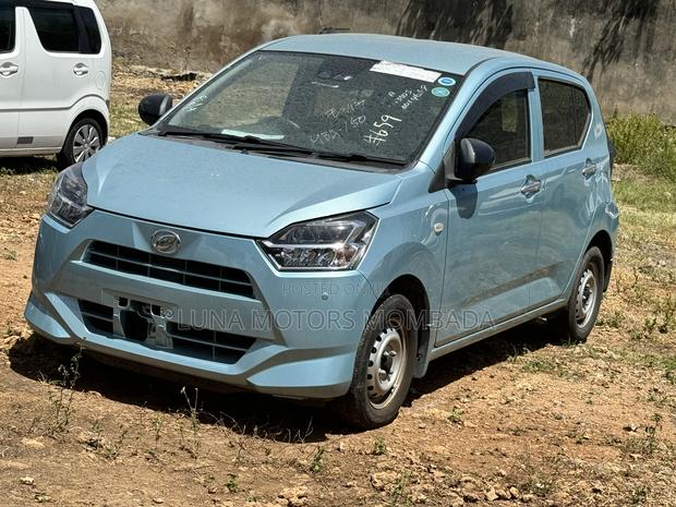 Daihatsu Mira 2018 Blue