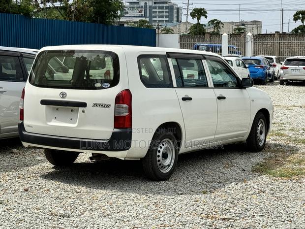 Toyota Succeed 2018 White