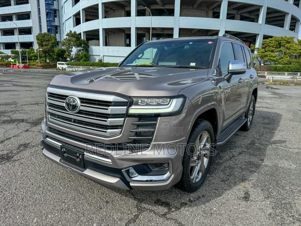 Toyota Land Cruiser 3.3 Diesel 4WD 2021 Gray