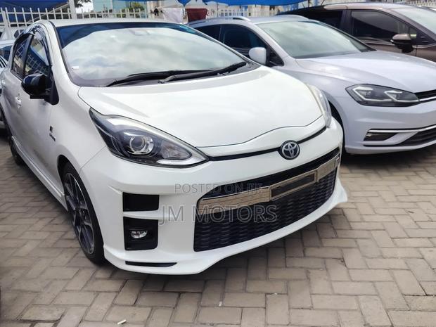 Toyota Aqua 2018 White