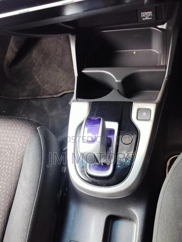 Honda Fit 2017 Silver