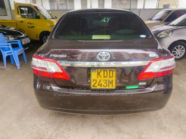 Toyota Premio 2015 Purple