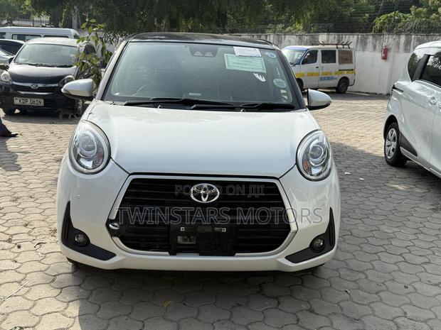 Toyota Passo 1.0 FWD 2019 Off white