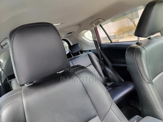 Toyota RAV4 2017 Burgundy