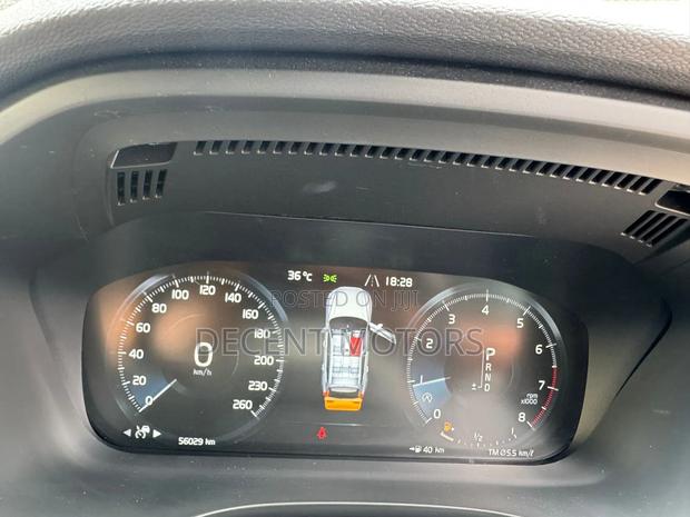 Volvo XC60 T5 Inscription AWD 2018 Gray