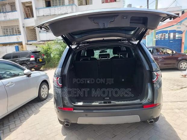 Land Rover Discovery Sport HSE LUX 2017 Green