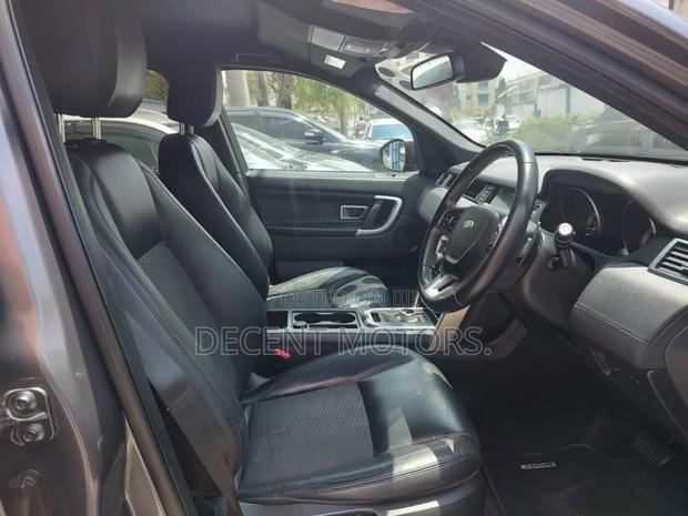Land Rover Discovery Sport HSE LUX 2017 Green