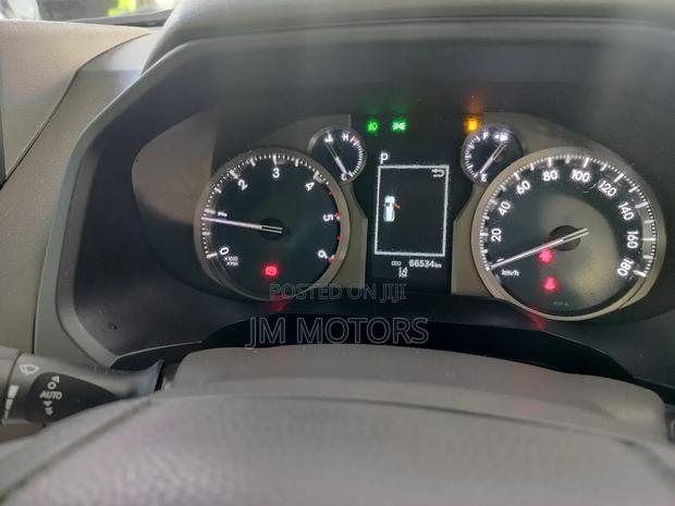 Toyota Land Cruiser Prado 2018 White