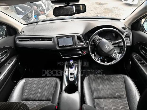 Honda Vezel 1.5 Hybrid 2WD 2018 Green