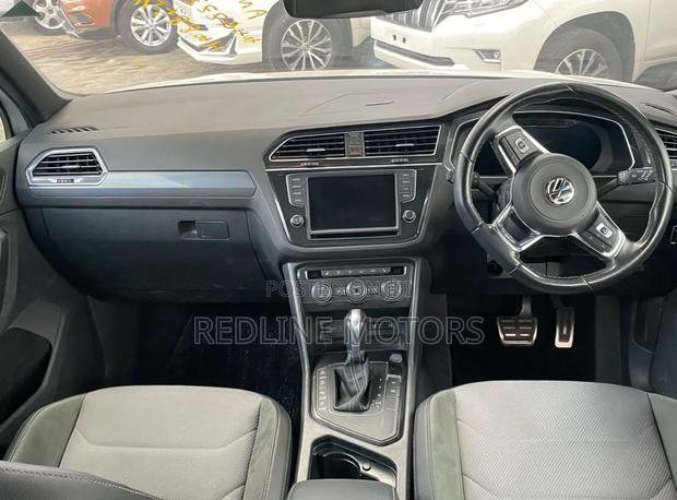 Volkswagen Tiguan 2.0T S FWD 2018 Pearl